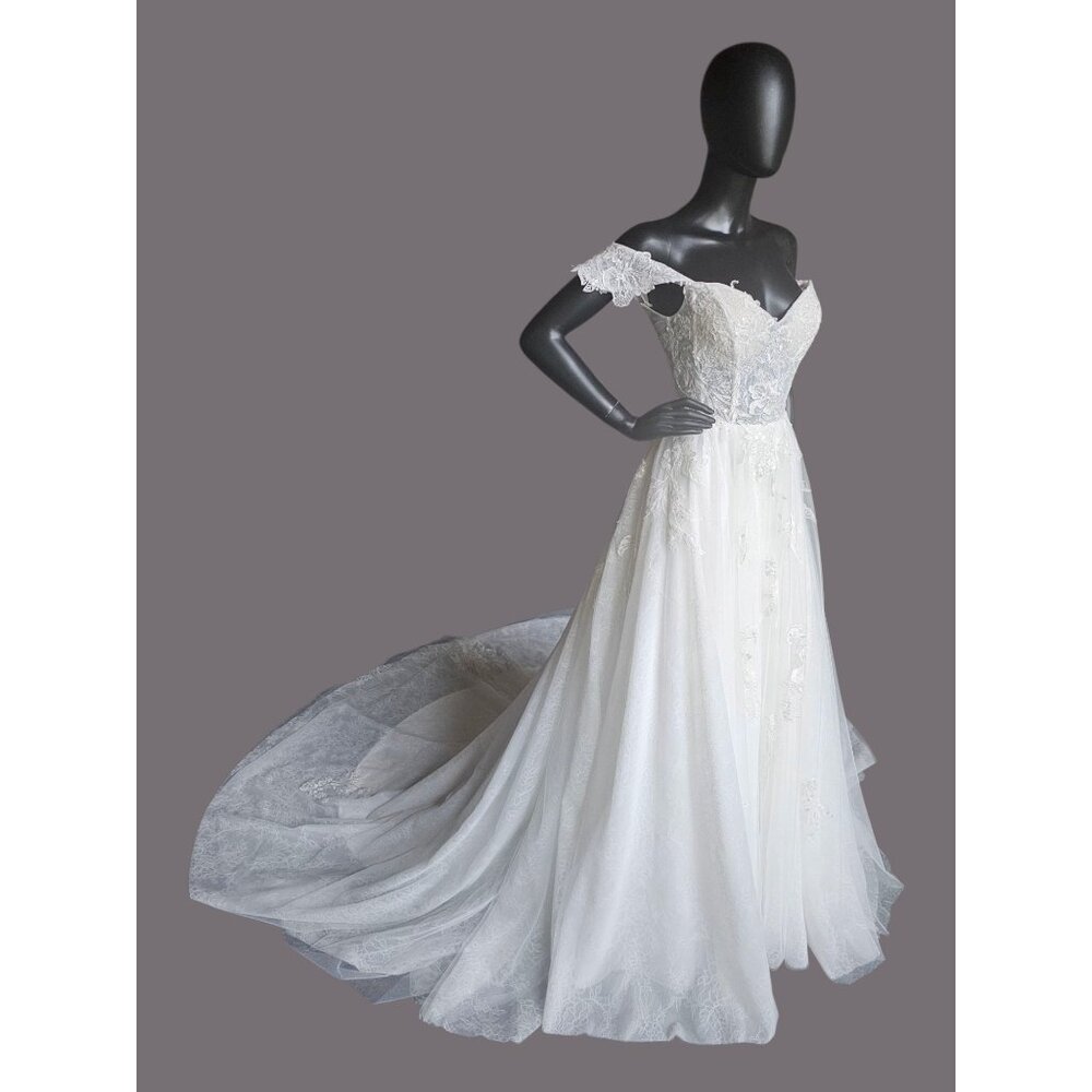 NWOT Ivory Lace Embroidered A-Line Shrug Sleeve Wedding Gown - Da Vinci - Picture 2 of 14